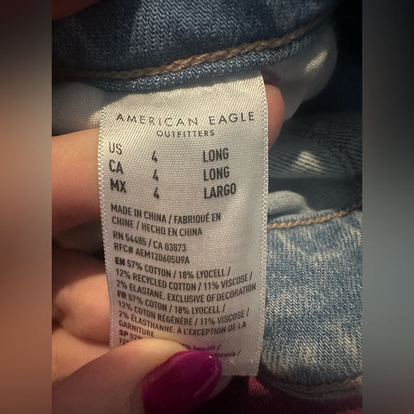 American Eagle Super High Rise Baggy Wide Leg Cargo Jeans 4 Long - Picture 3 of 8